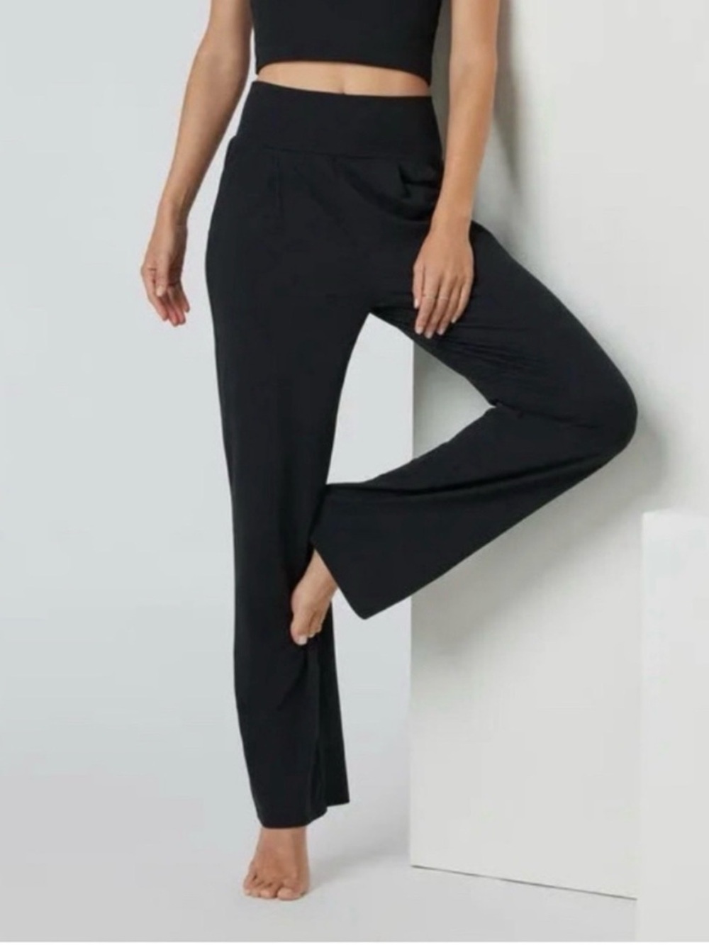 Vuori Luxe at Ease Pant